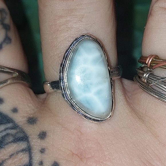 Beautiful Larimar Ring Size 9 - Picture 4 of 8